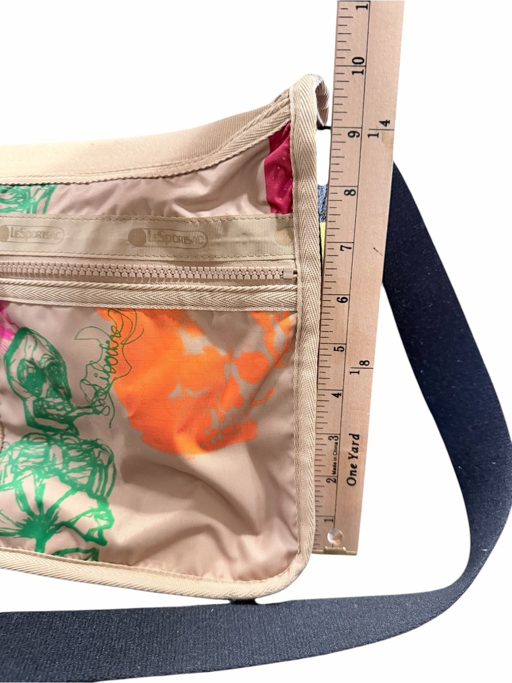 LeSportsac X Libertine Deluxe Everyday Bag Graffiti Print Tan Rainbow - Picture 14 of 14